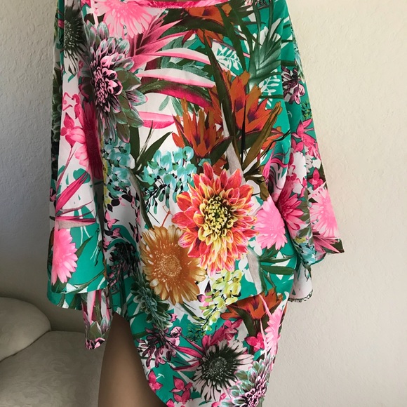 SALE!  BLACK BEAD Tropical Floral Print Asymetric Blouse S - Picture 6 of 9